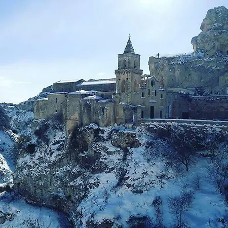 Accerassole 3* Матера